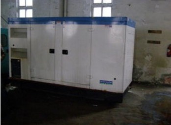 乐昌康明斯150kw大型柴油二手发电机组